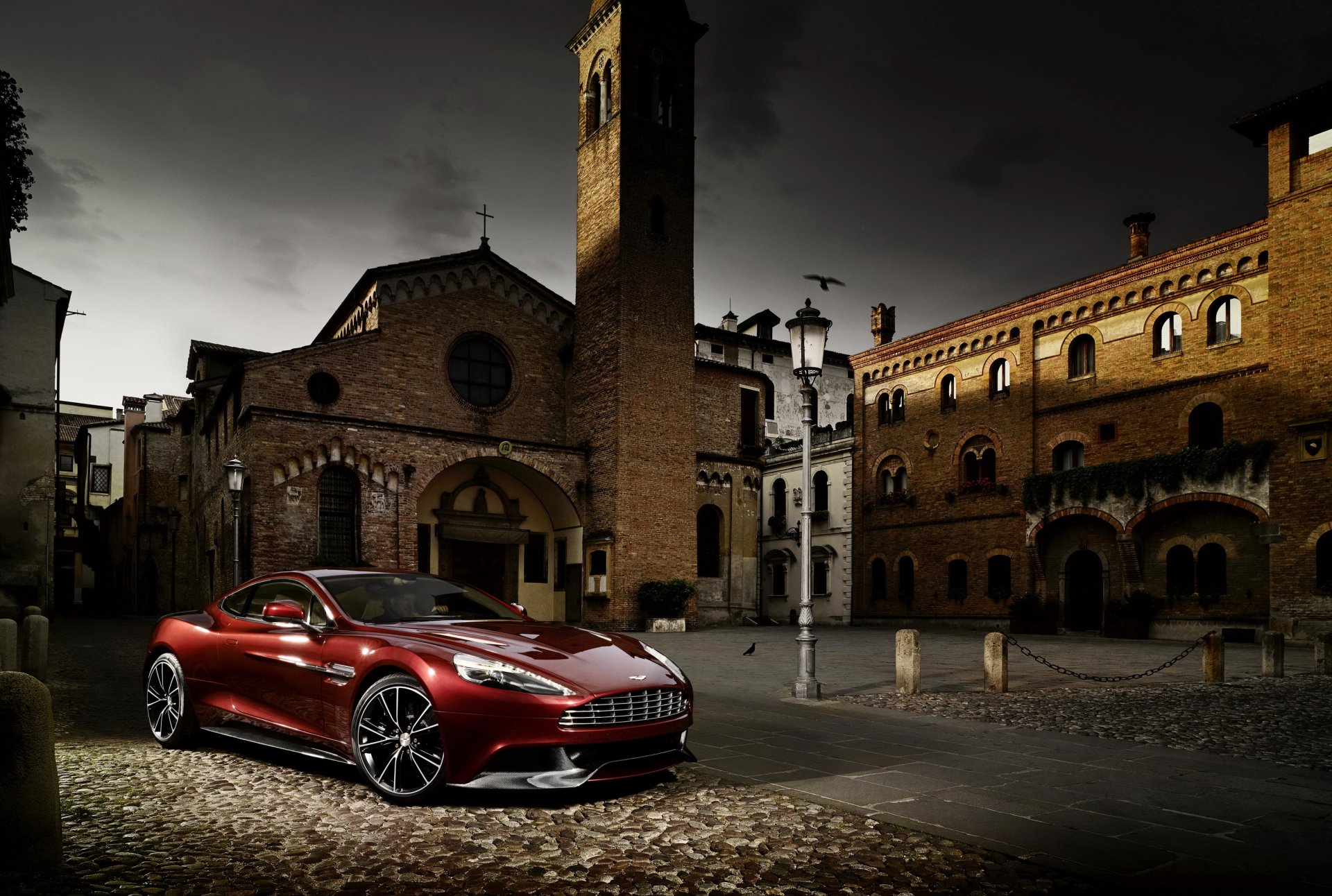 Download Vehicle Aston Martin Vanquish HD Wallpaper