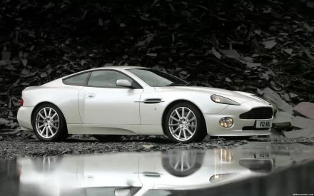 vehicle Aston Martin Vanquish HD Desktop Wallpaper | Background Image