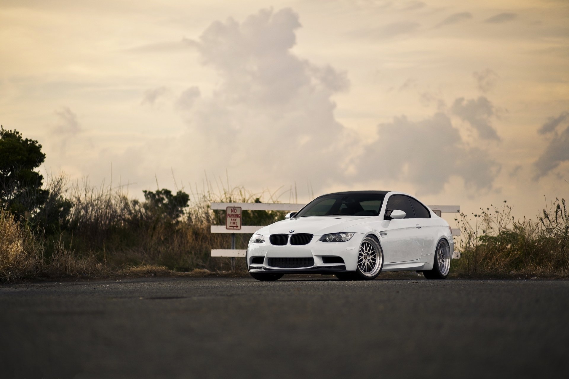 BMW e92 White