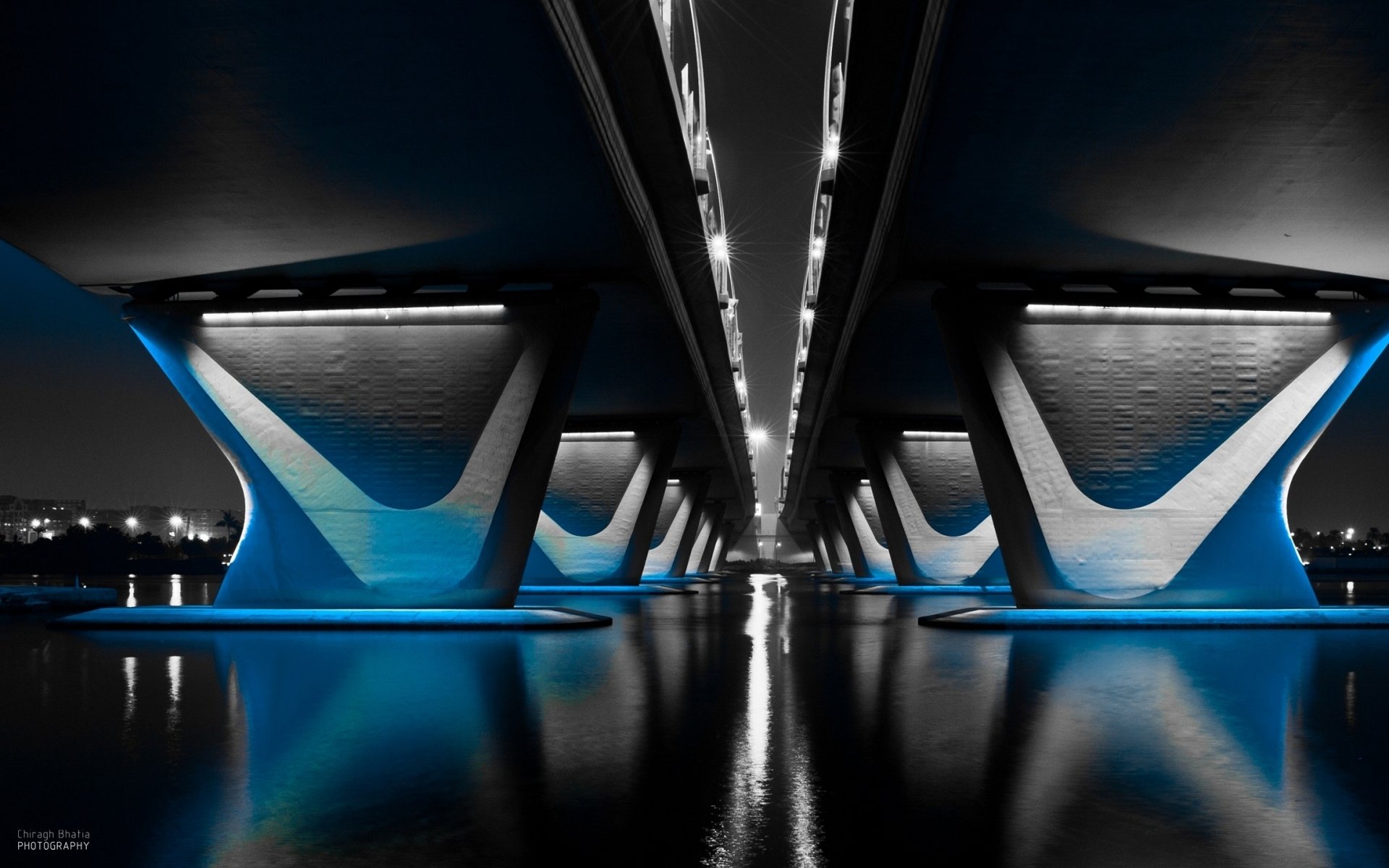 Wallpaper Modern Bridge Colorful