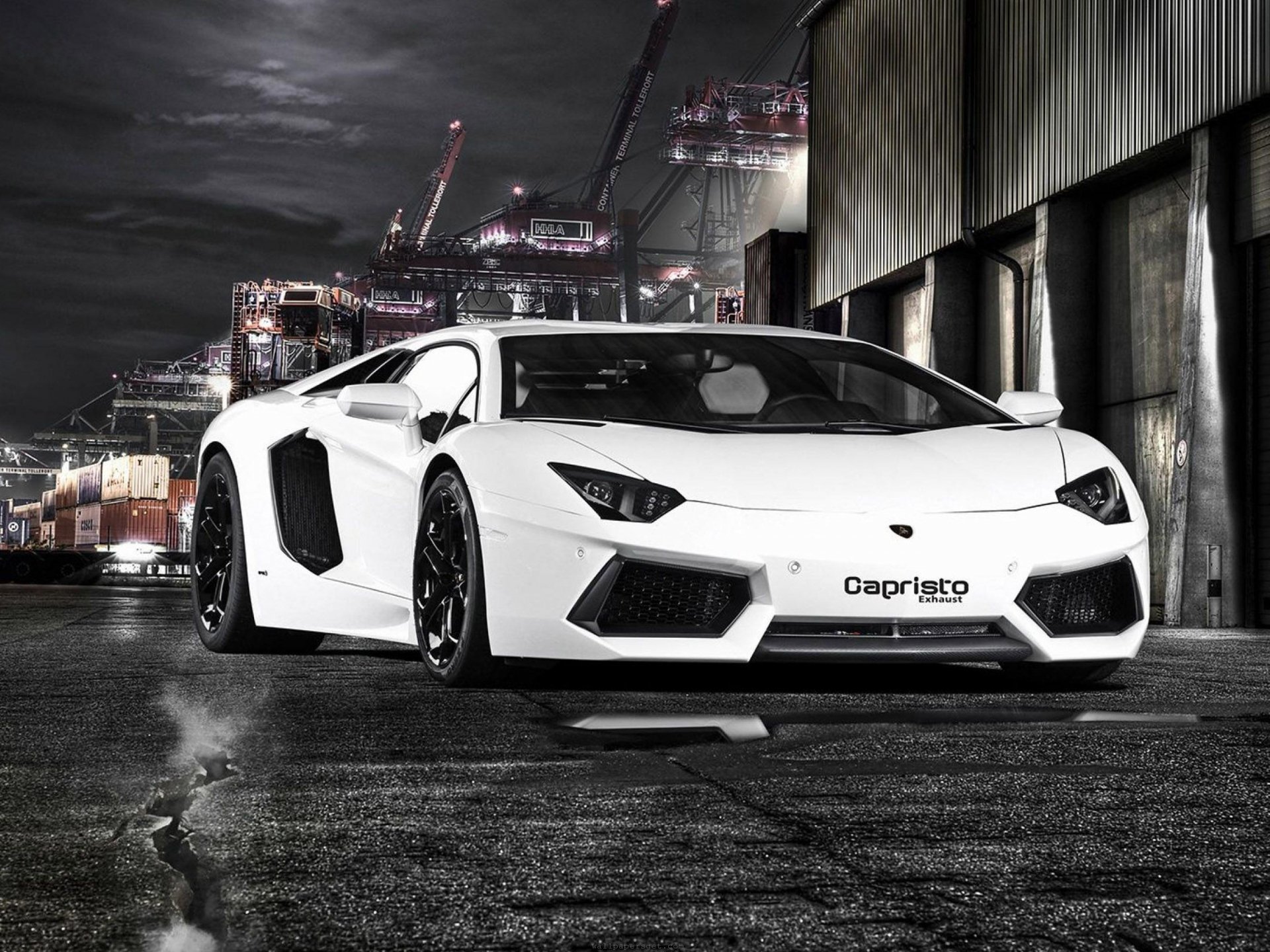Download Vehicle Lamborghini Aventador HD Wallpaper