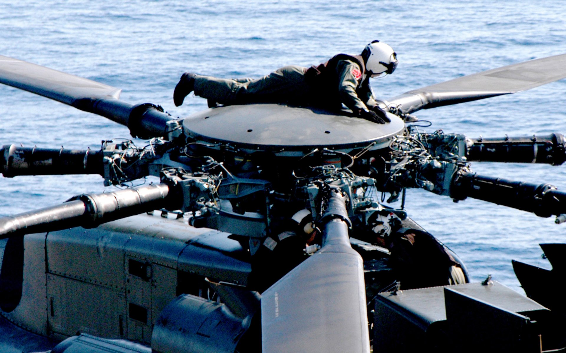 Download Military Sikorsky MH-53E Sea Dragon HD Wallpaper