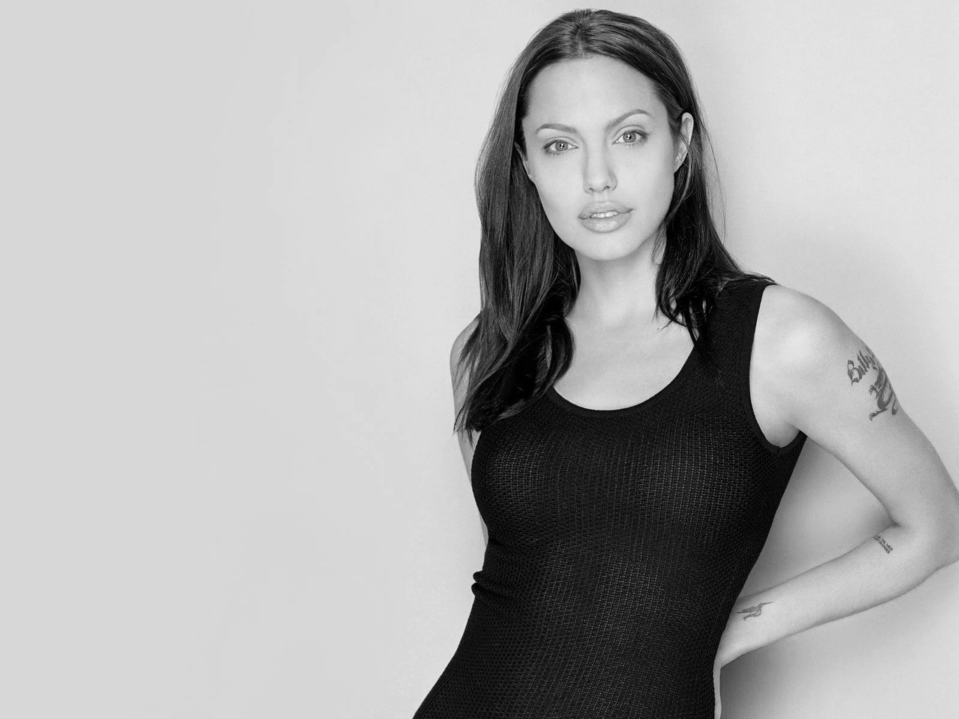 Angelina actress. Анджелина Джоли. Анджелина Джоли в молодости. Анджелина Джоли обои. Джолие Леверс.