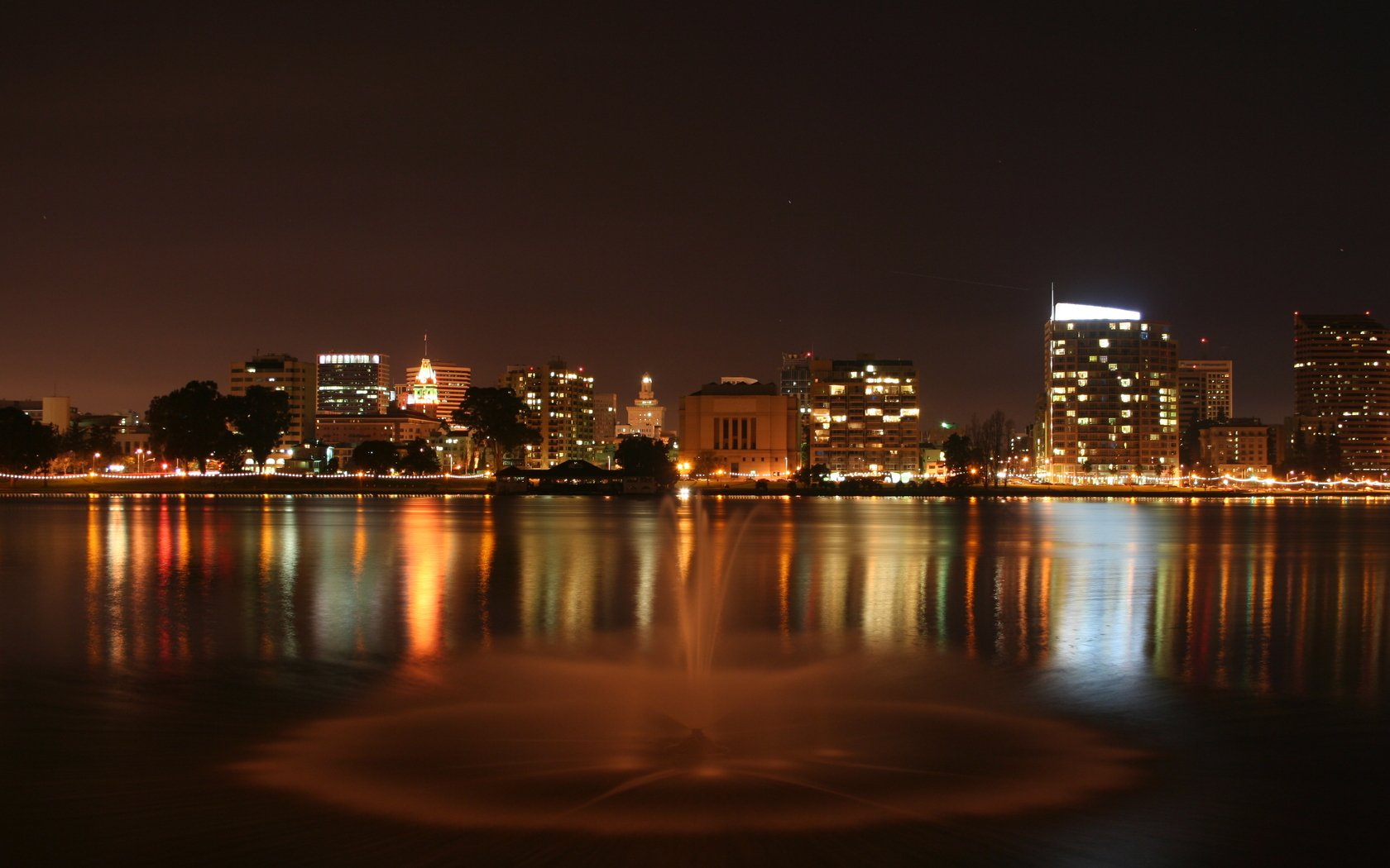 Download Fountain Night City California Man Made Oakland Wallpaper