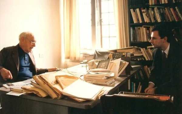  Saul Bellow and Dejan Stojanovic, University of Chicago, 1992 by Goran Mikic