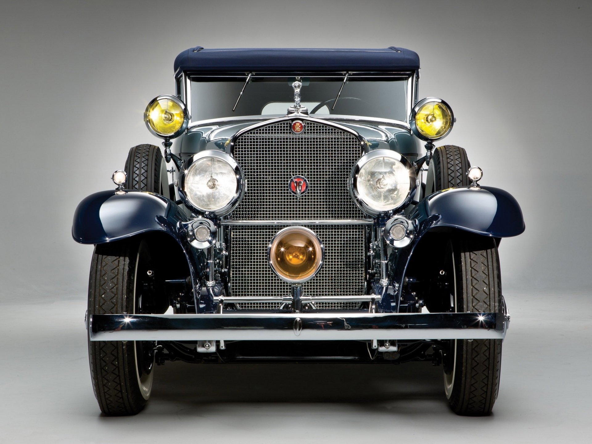Download Vehicle 1930 Cadillac V-16 HD Wallpaper