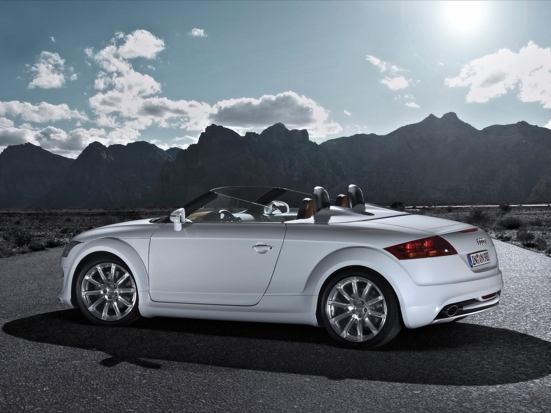 Audi tt night