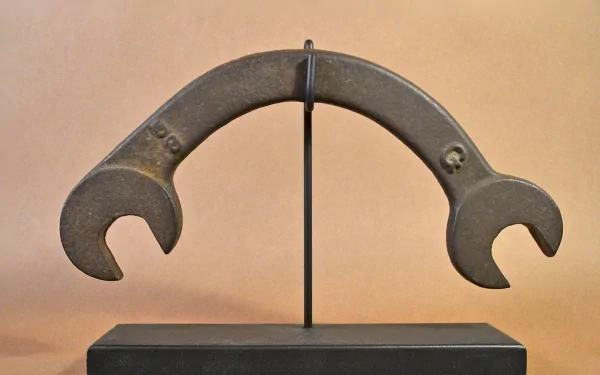 man made wrench HD Desktop Wallpaper | Background Image