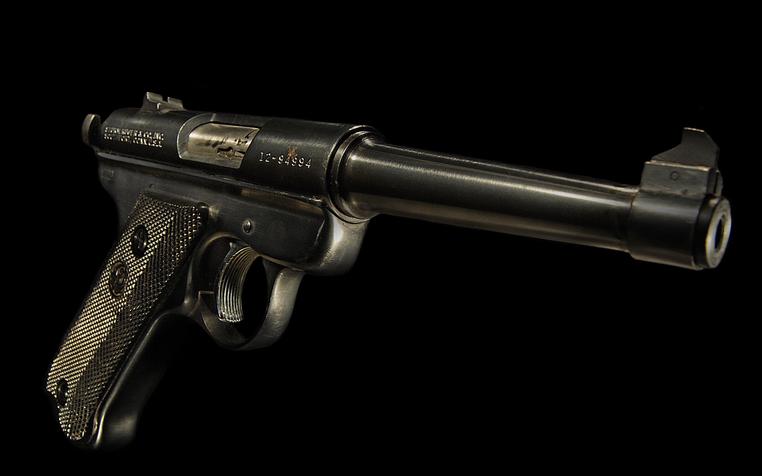 Pistol HD Wallpaper | Background Image | 2560x1600