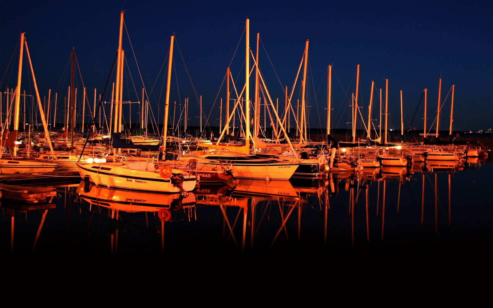 Download Man Made Harbor HD Wallpaper