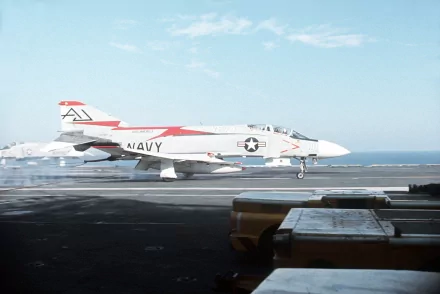 military McDonnell Douglas F-4 Phantom II HD Desktop Wallpaper | Background Image