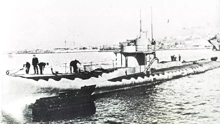 military submarine HD Desktop Wallpaper | Background Image