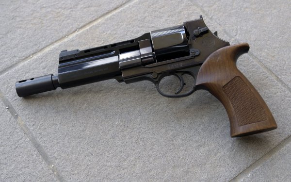 Man Made Mateba Mtr-8 Revolver HD Wallpaper | Background Image