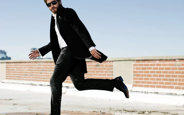 Celebrity Jake Gyllenhaal HD Desktop Wallpaper | Background Image