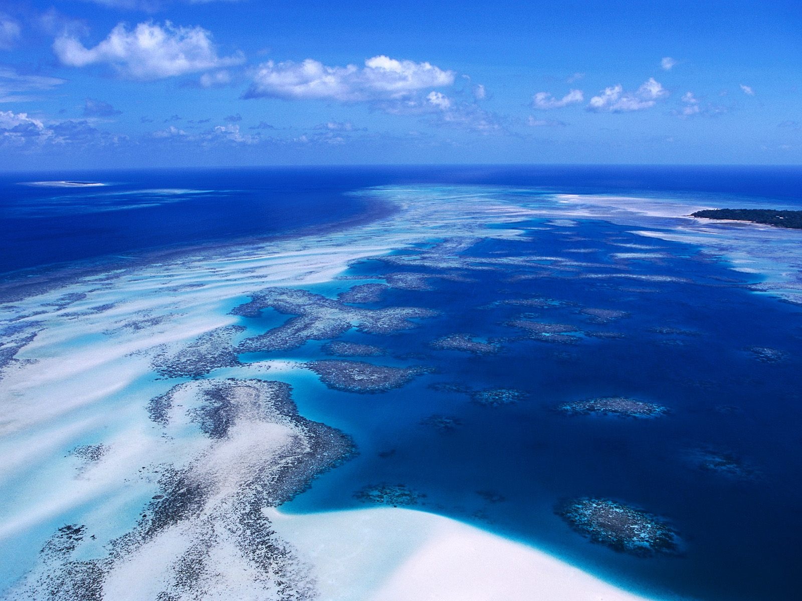 Earth Great Barrier Reef HD Wallpaper | Background Image