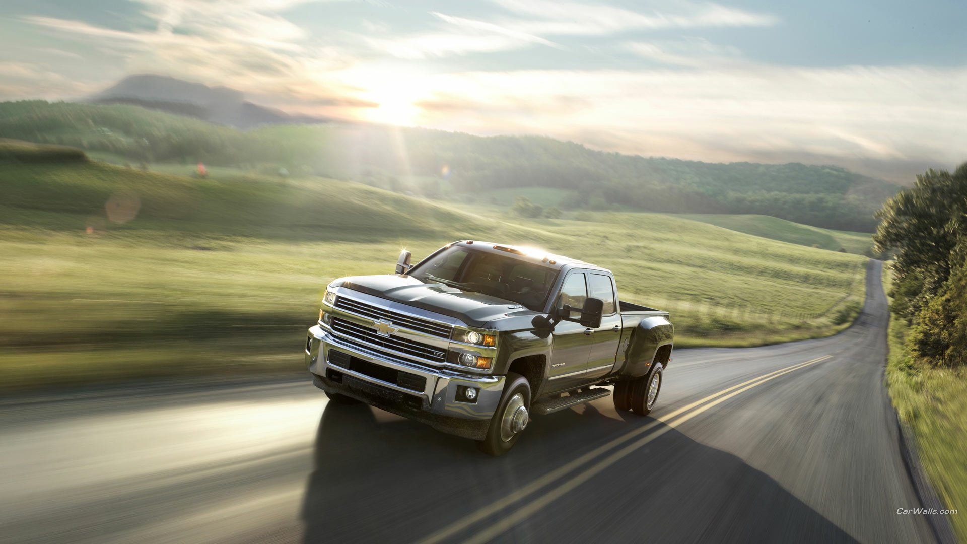 Download Vehicle 2015 Chevrolet Silverado HD HD Wallpaper