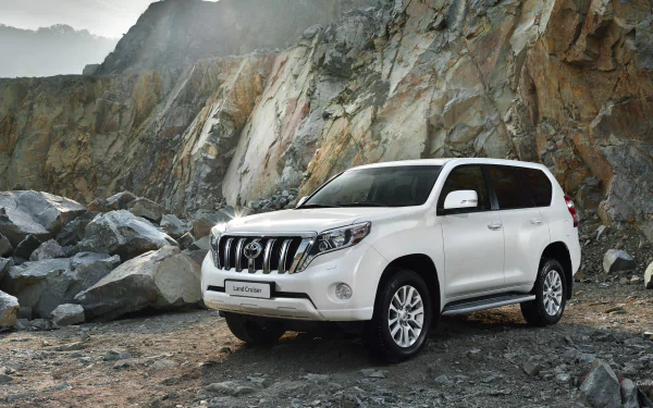 vehicle 2014 Toyota Land Cruiser HD Desktop Wallpaper | Background Image