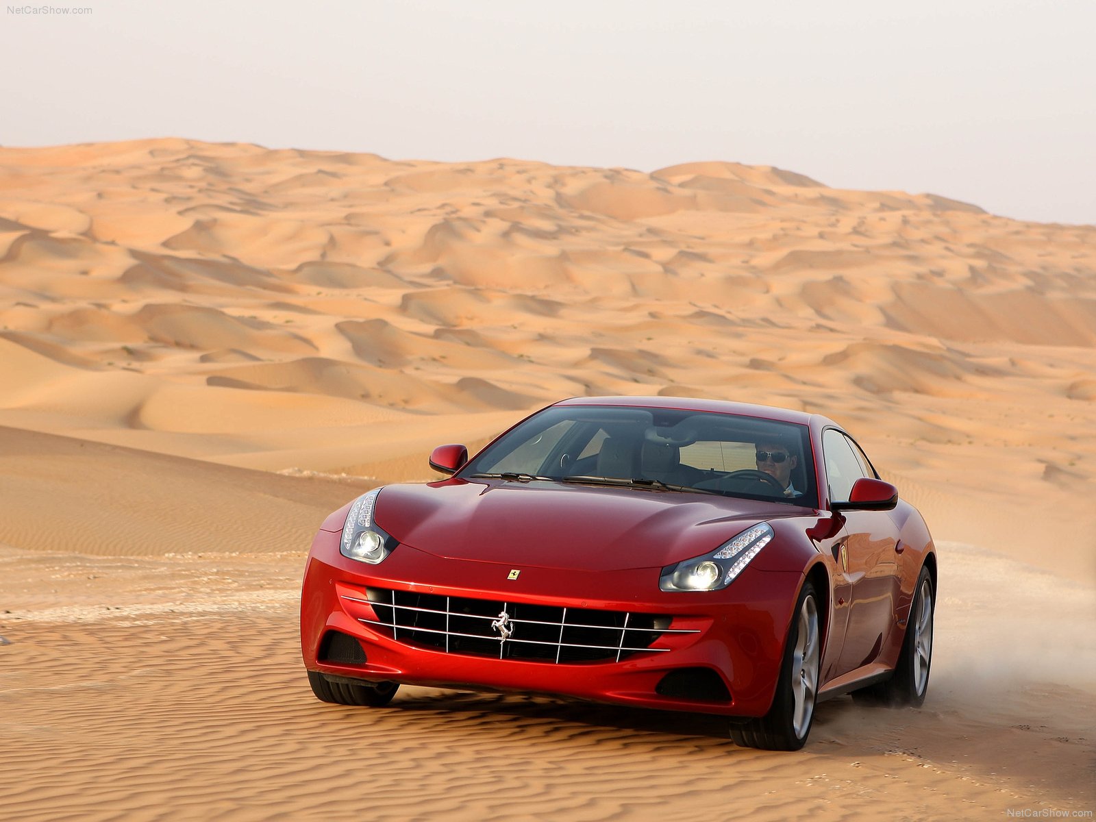 Download Latest HD Wallpapers of  Vehicles Ferrari Ff