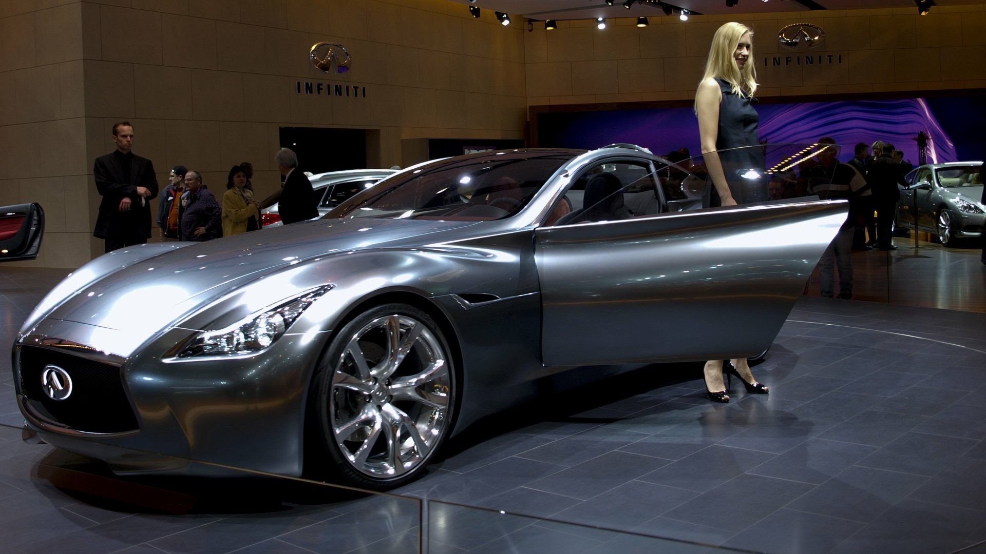 Download Vehicle Infiniti 4k Ultra HD Wallpaper
