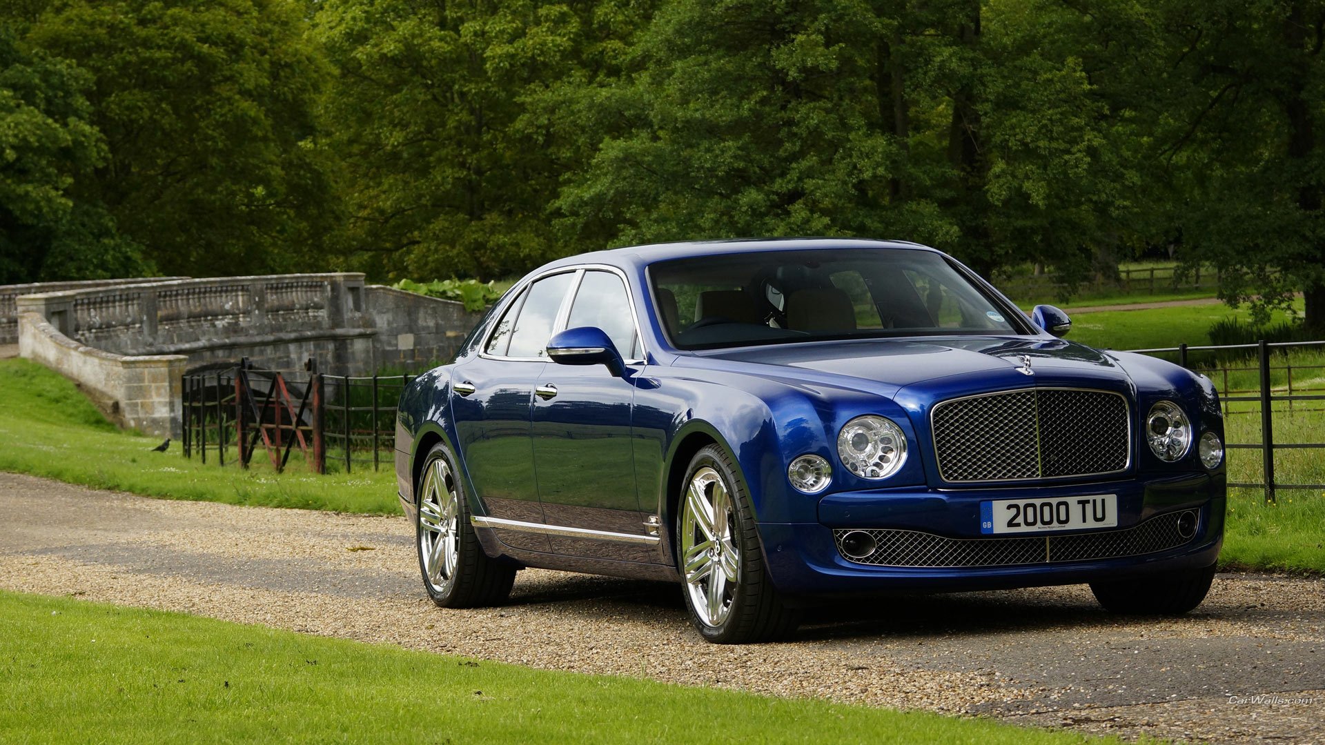 Download Vehicle 2013 Bentley Mulsanne HD Wallpaper