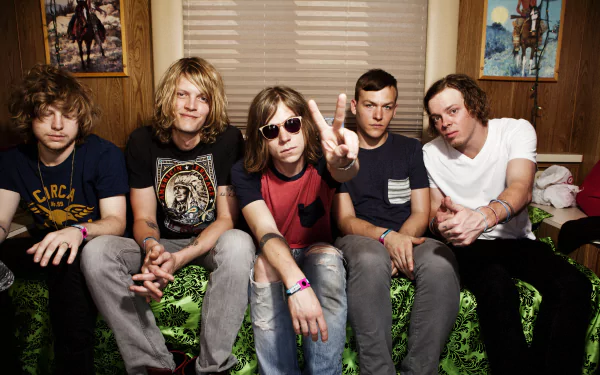music Cage The Elephant HD Desktop Wallpaper | Background Image