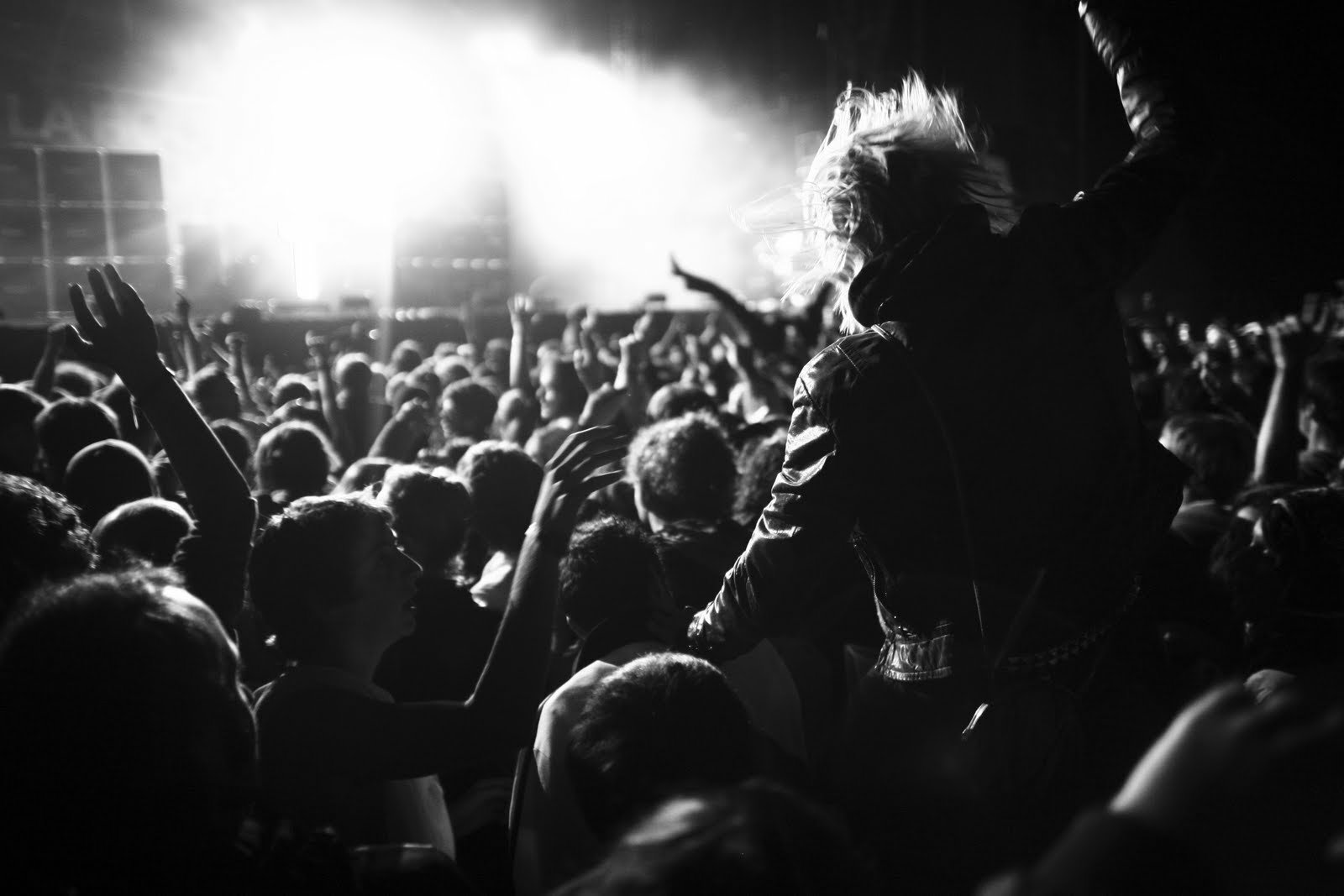 rock concert crowd tumblr