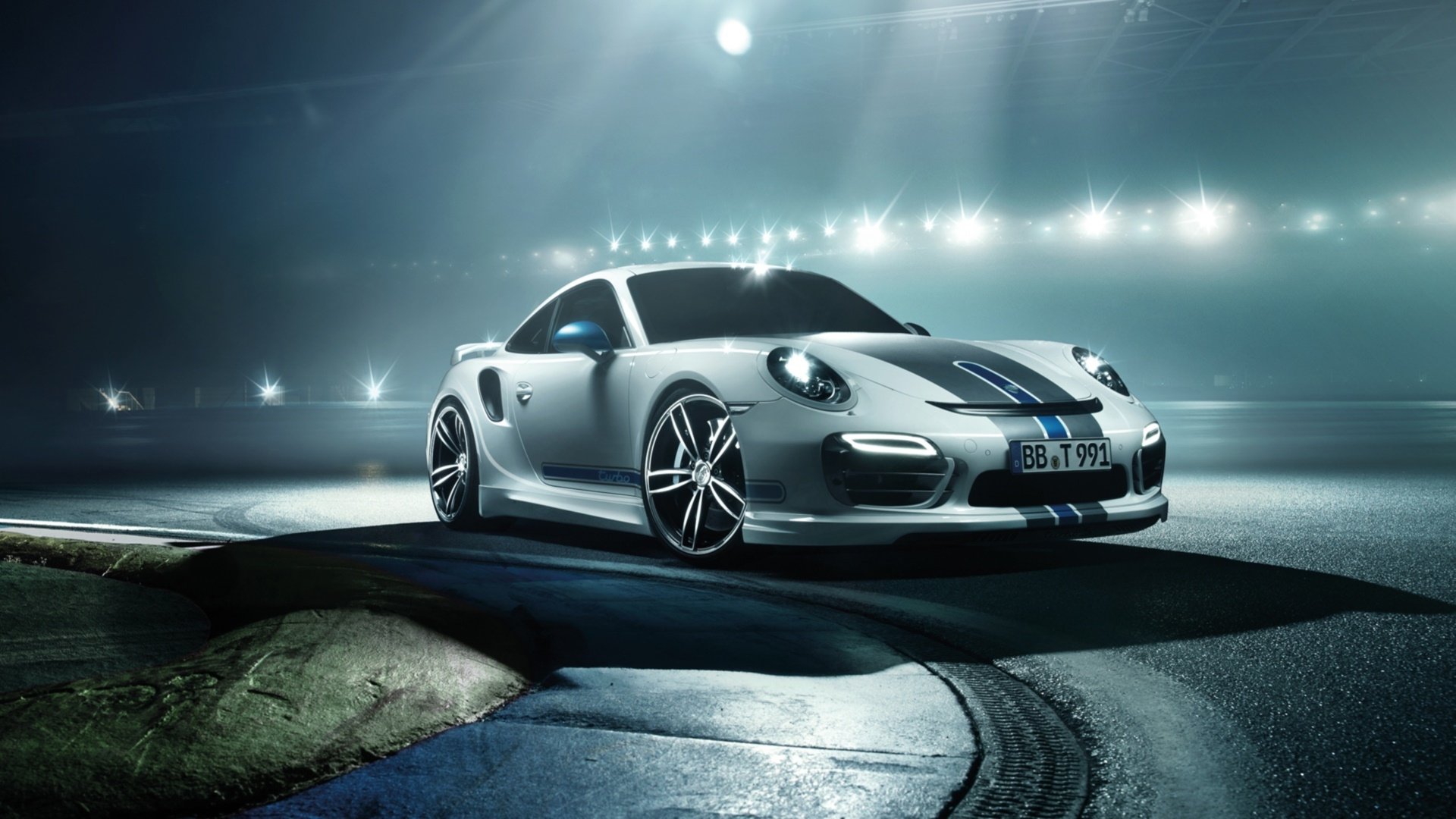 Download Vehicle Porsche 911 Turbo HD Wallpaper