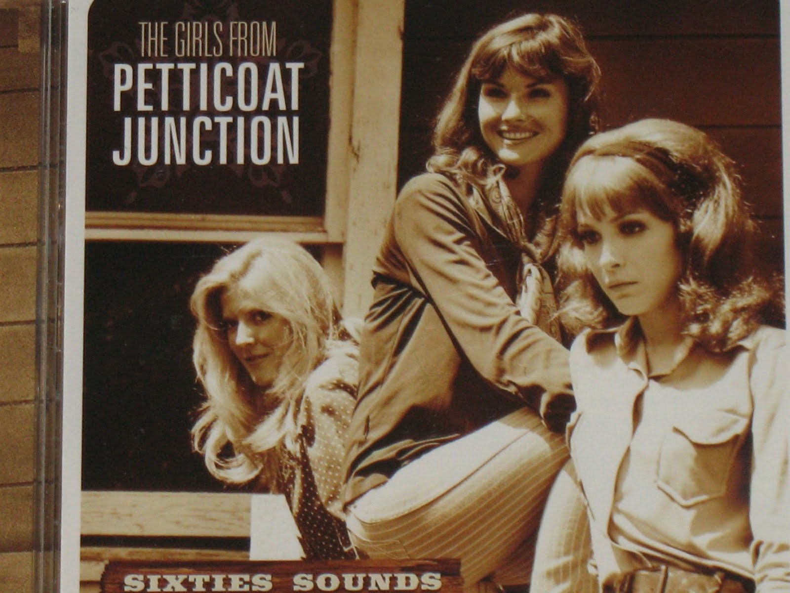 Download TV Show Peticoat Junction Wallpaper