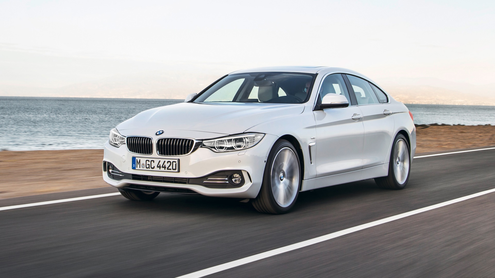 Serie 4. BMW 4 Series Gran Coupe. BMW 4 Series 2015. BMW 4 пятидверная. БМВ 4 серии 2015.