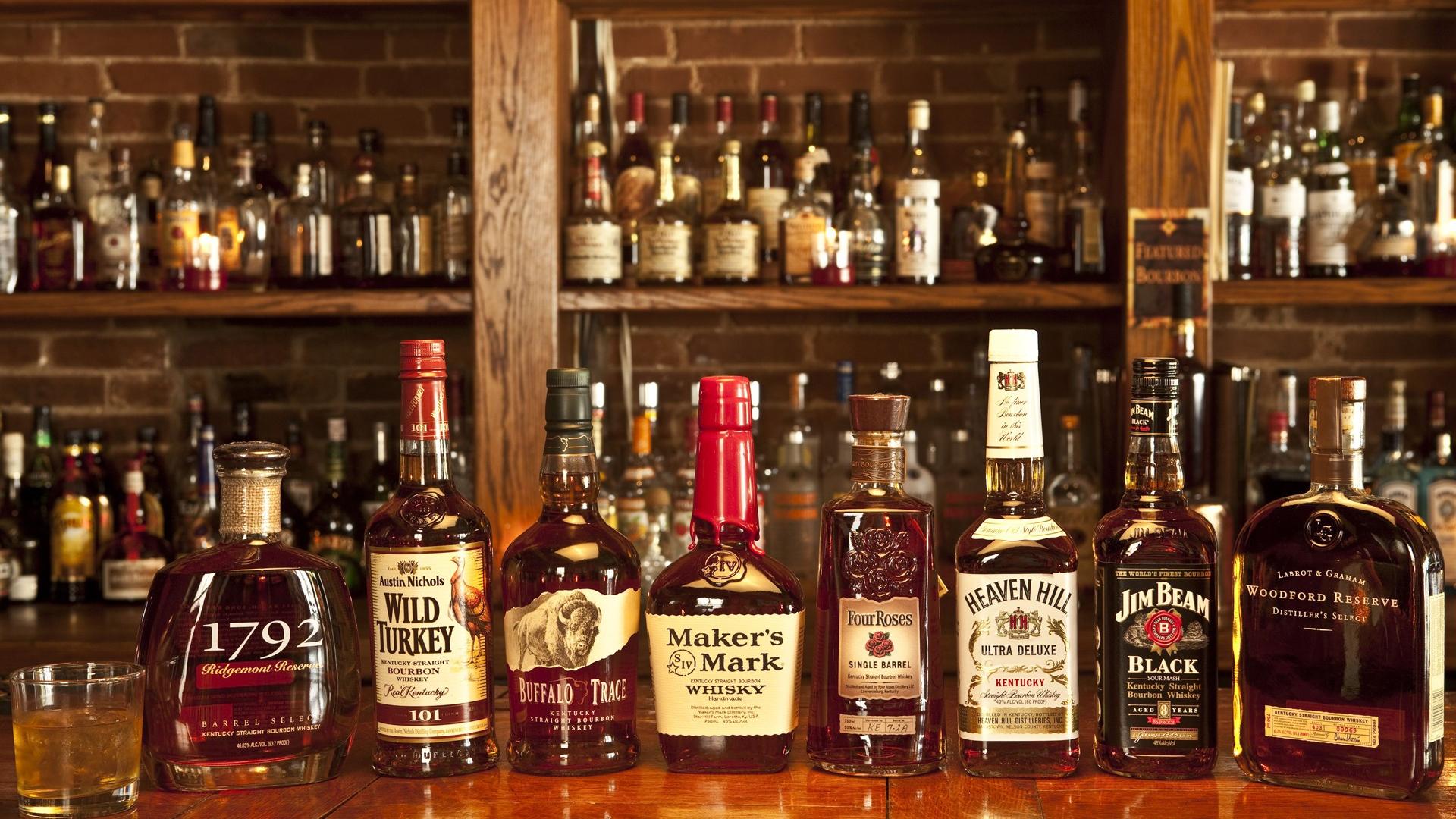 whiskey Wallpaper and Background Image | 1366x768 | ID:484456