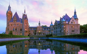 Preview Moszna Castle