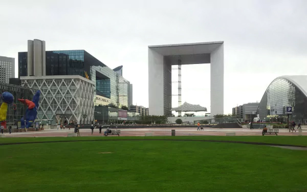  Paris la Défense
