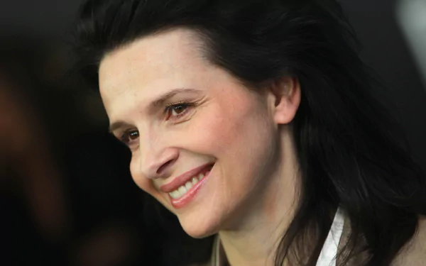 French actress Celebrity juliette binoche HD Desktop Wallpaper | Background Image