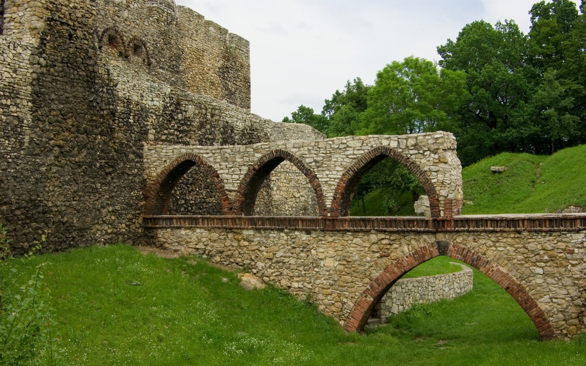 Download Man Made Bedzin Castle HD Wallpaper