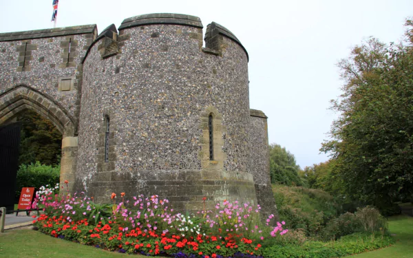 man made Arundel Castle HD Desktop Wallpaper | Background Image