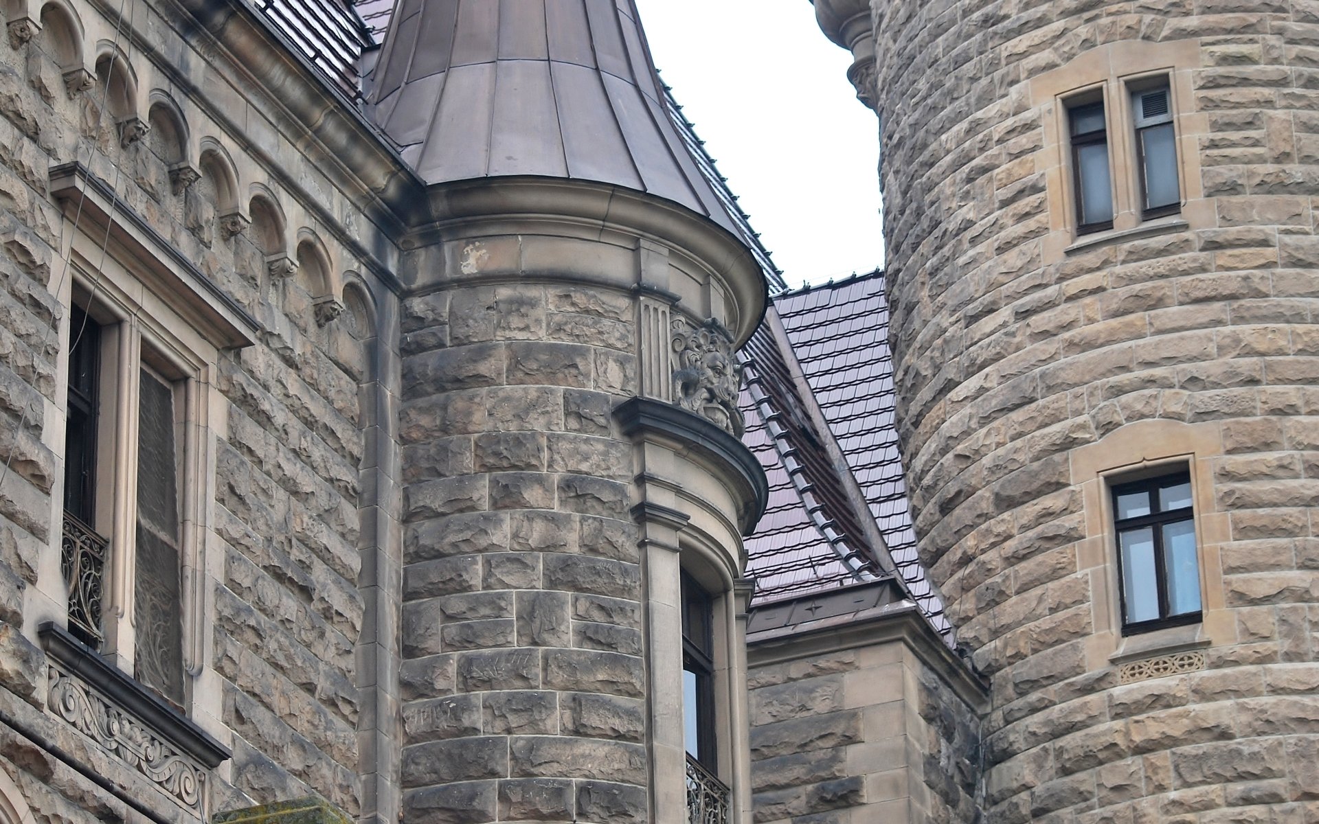 Download Man Made Moszna Castle HD Wallpaper