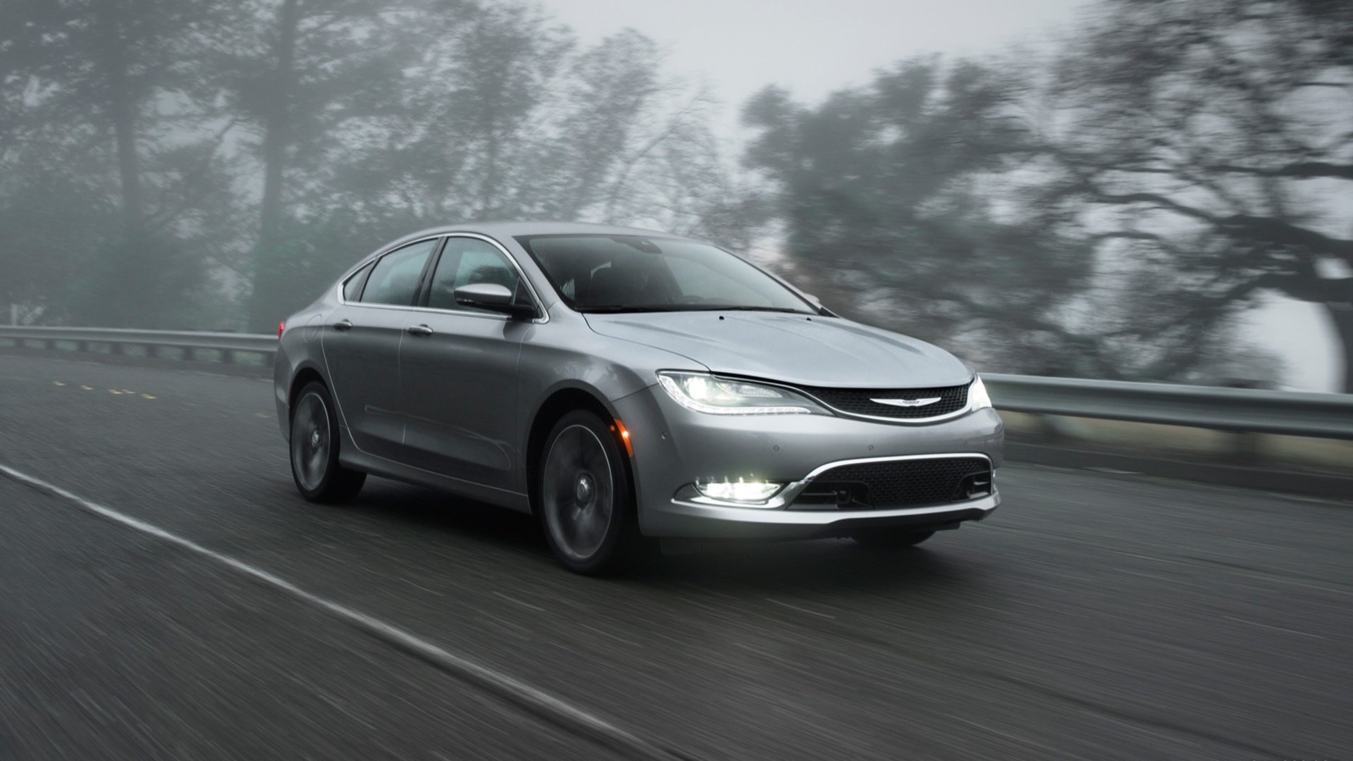 Download Vehicle Chrysler 200 HD Wallpaper