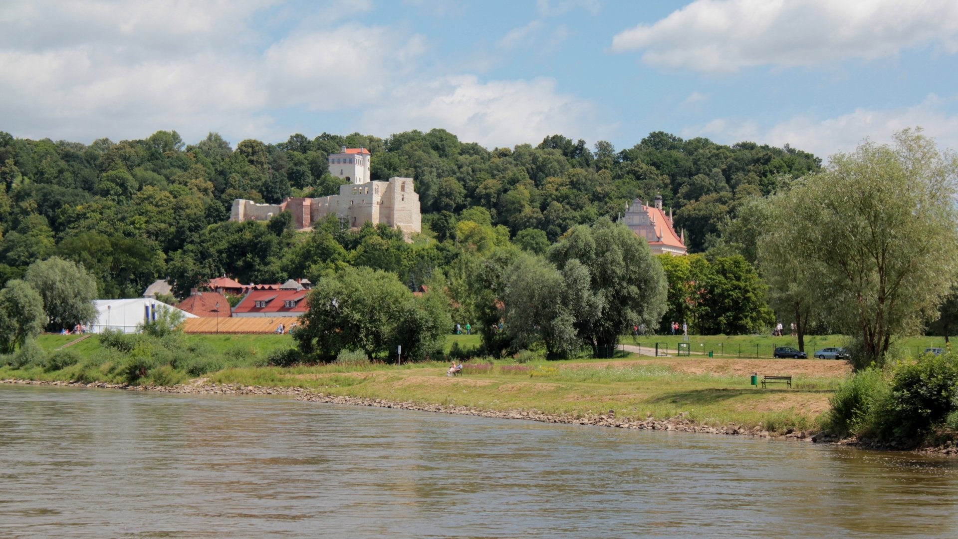 Download Man Made Kazimierz Dolny Castle HD Wallpaper