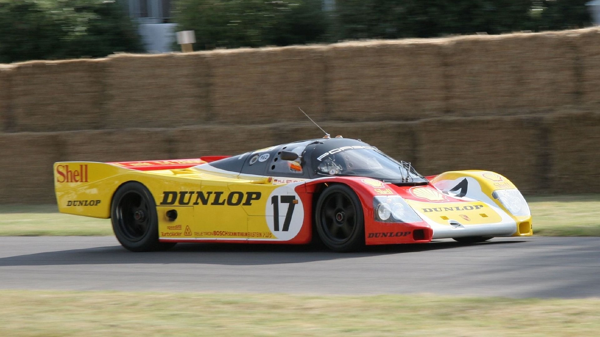 Download Vehicle Porsche 962 HD Wallpaper