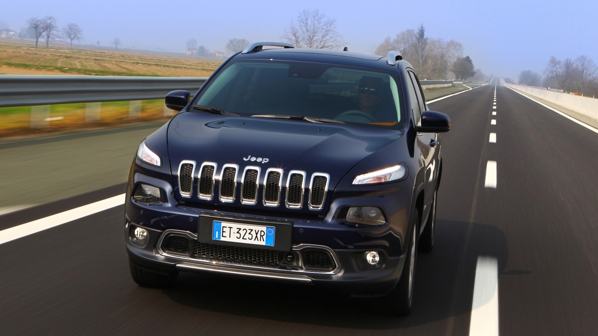 Download Vehicle Jeep Cherokee HD Wallpaper