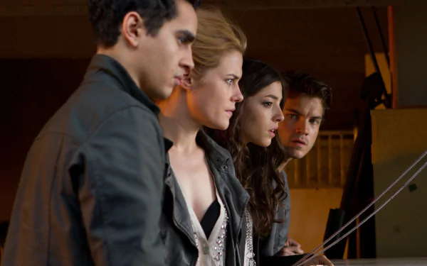 movie The Darkest Hour (2011) HD Desktop Wallpaper | Background Image