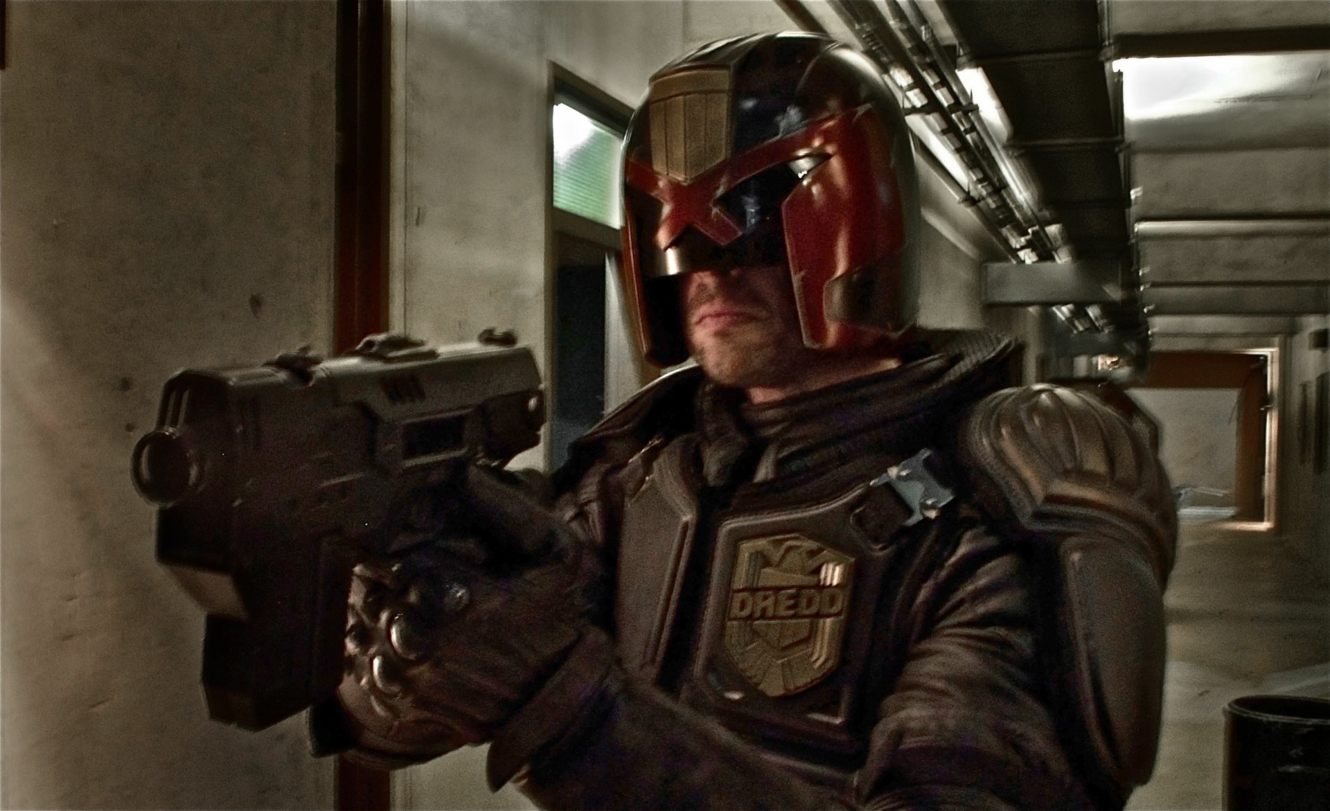 Download Movie Dredd HD Wallpaper