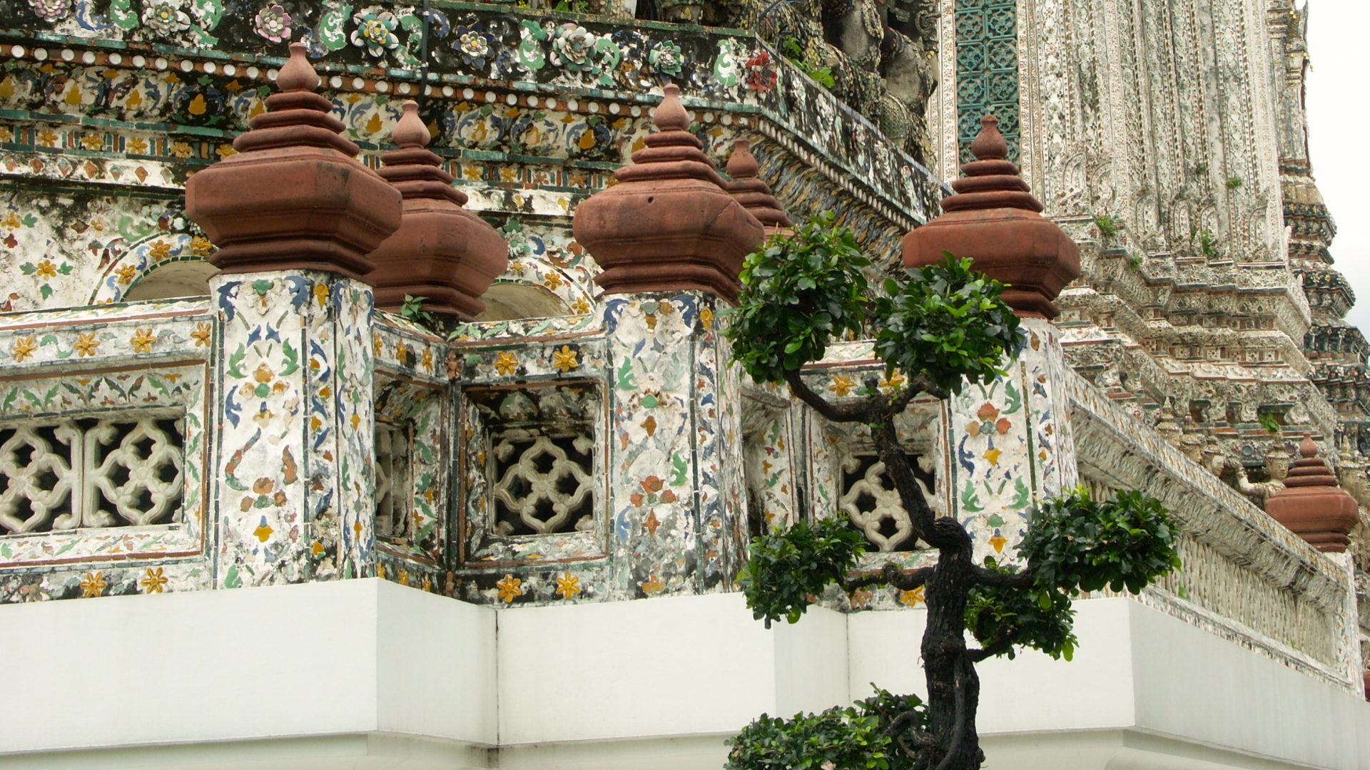 Religious Wat Arun Temple HD Wallpaper | Background Image