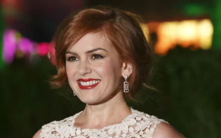 Australian actress Celebrity Isla Fisher HD Desktop Wallpaper | Background Image