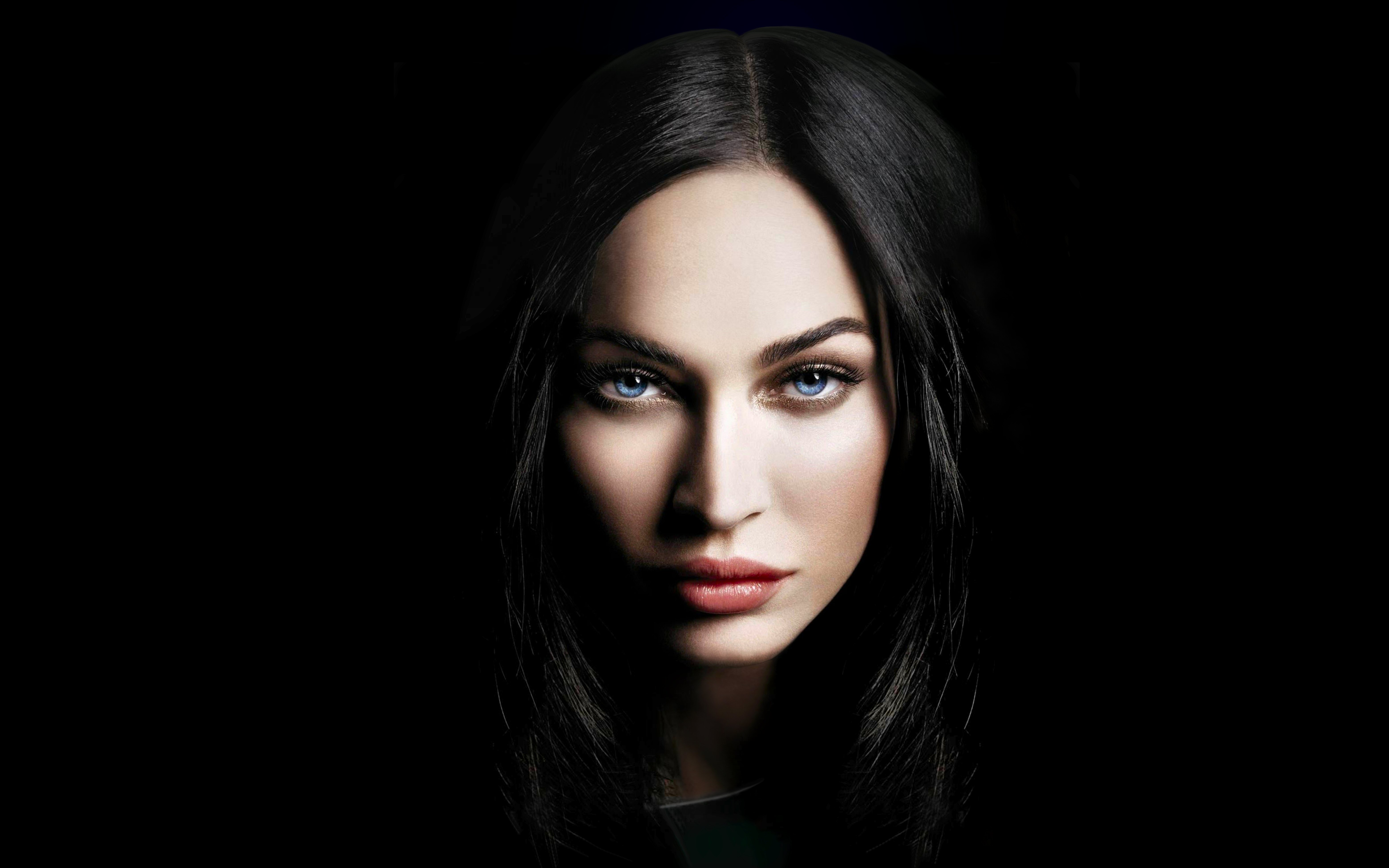 Megan Fox - Celebrity HD Wallpapers