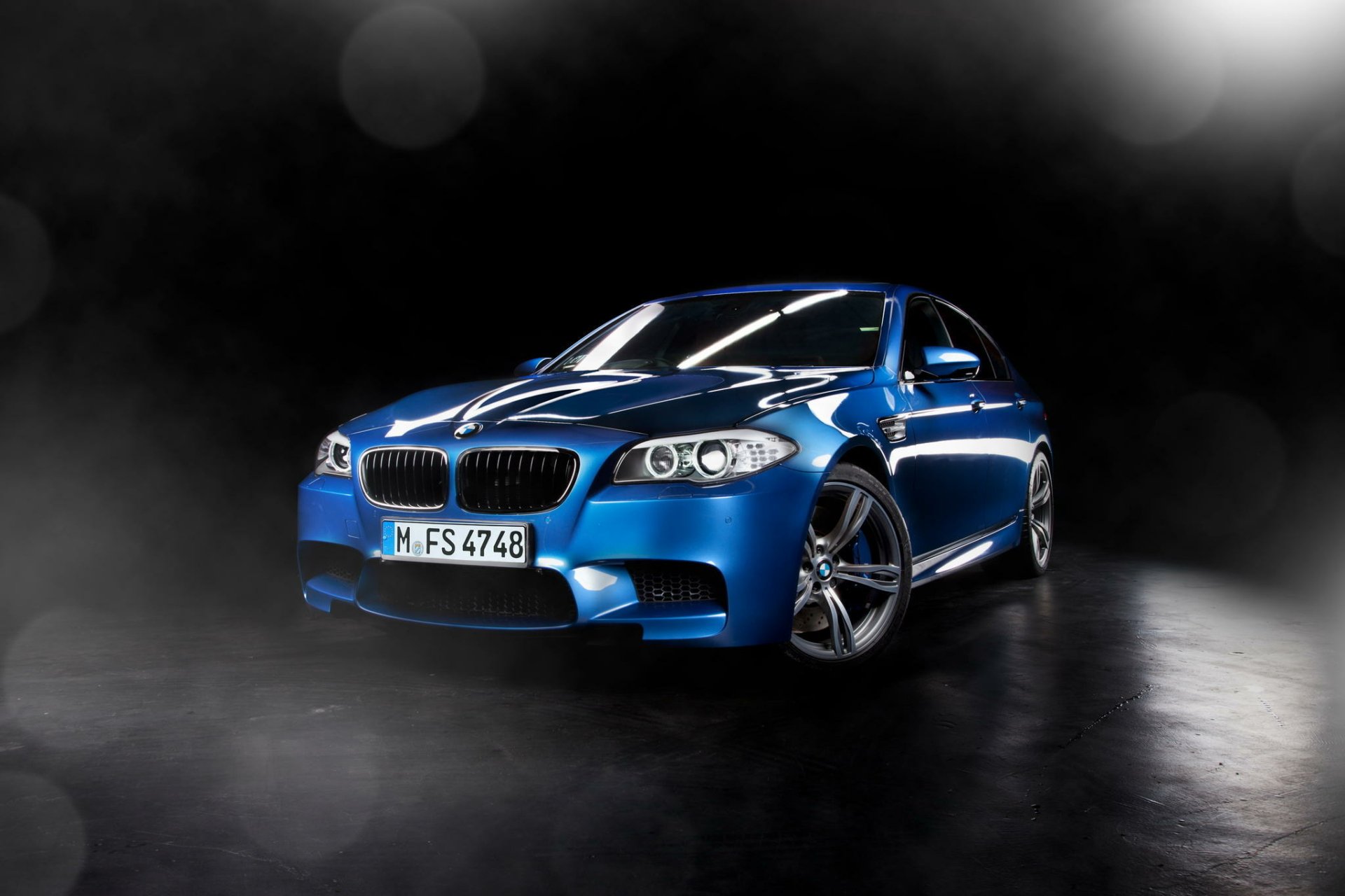 Car BMW m5