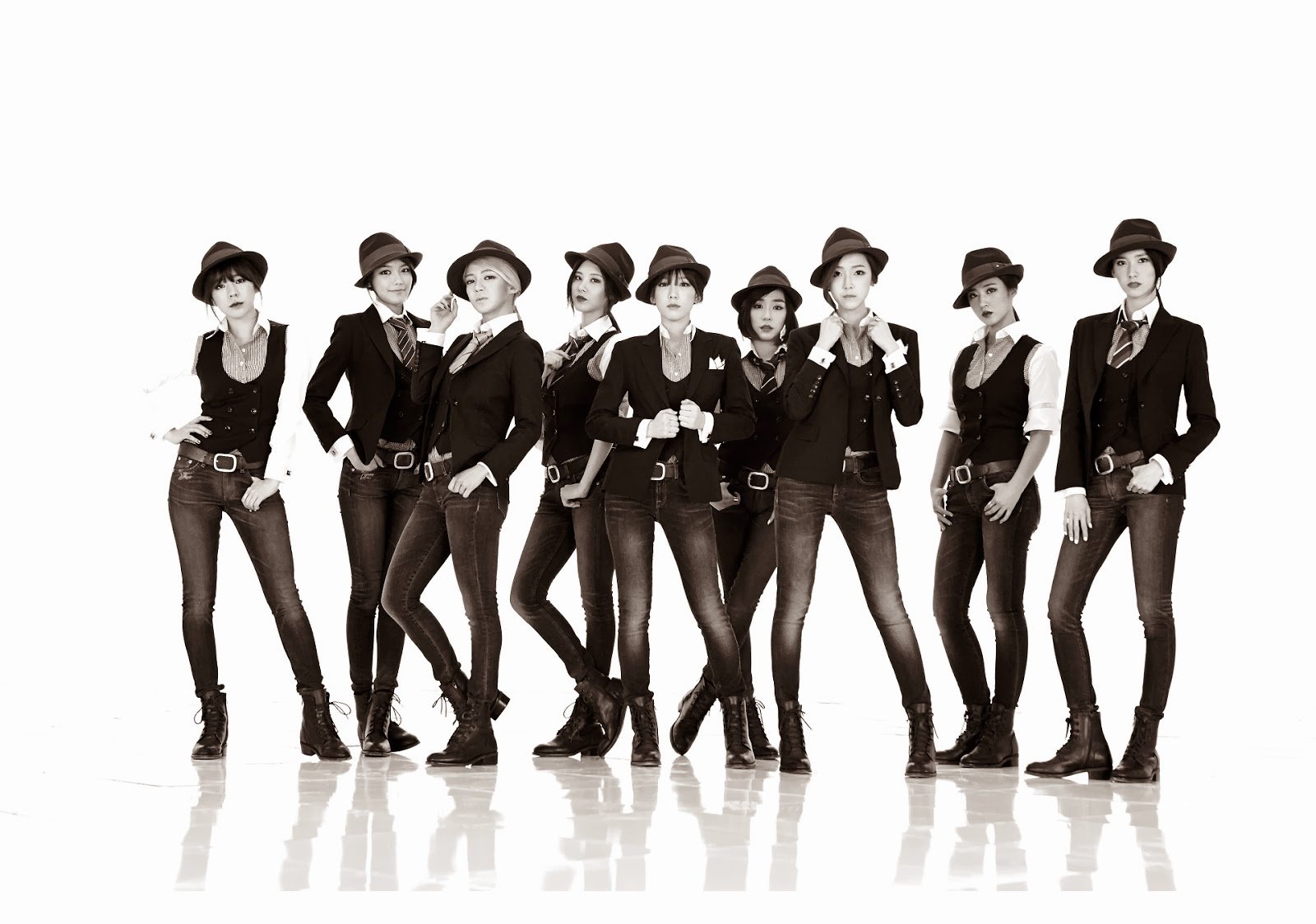 HD PC desktop wallpaper featuring the K-pop group Girls' Generation (SNSD) dressed in stylish black outfits and hats, showcasing their iconic music and fashion.