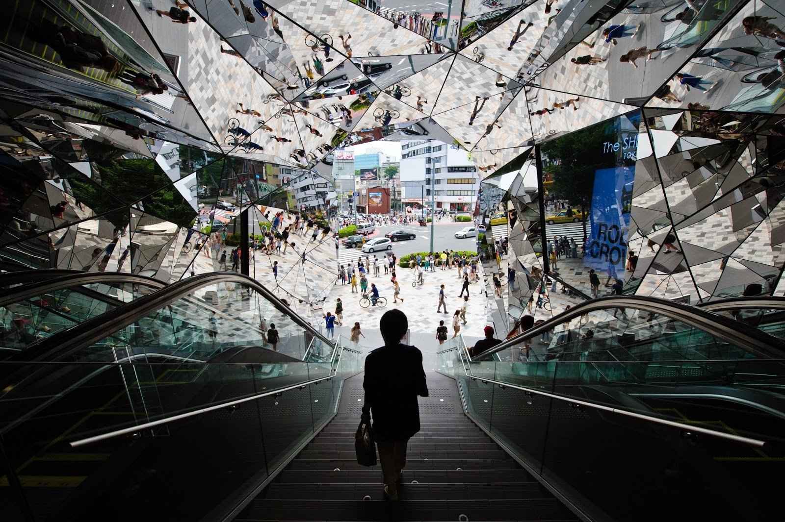 Download Man Made Escalator Wallpaper