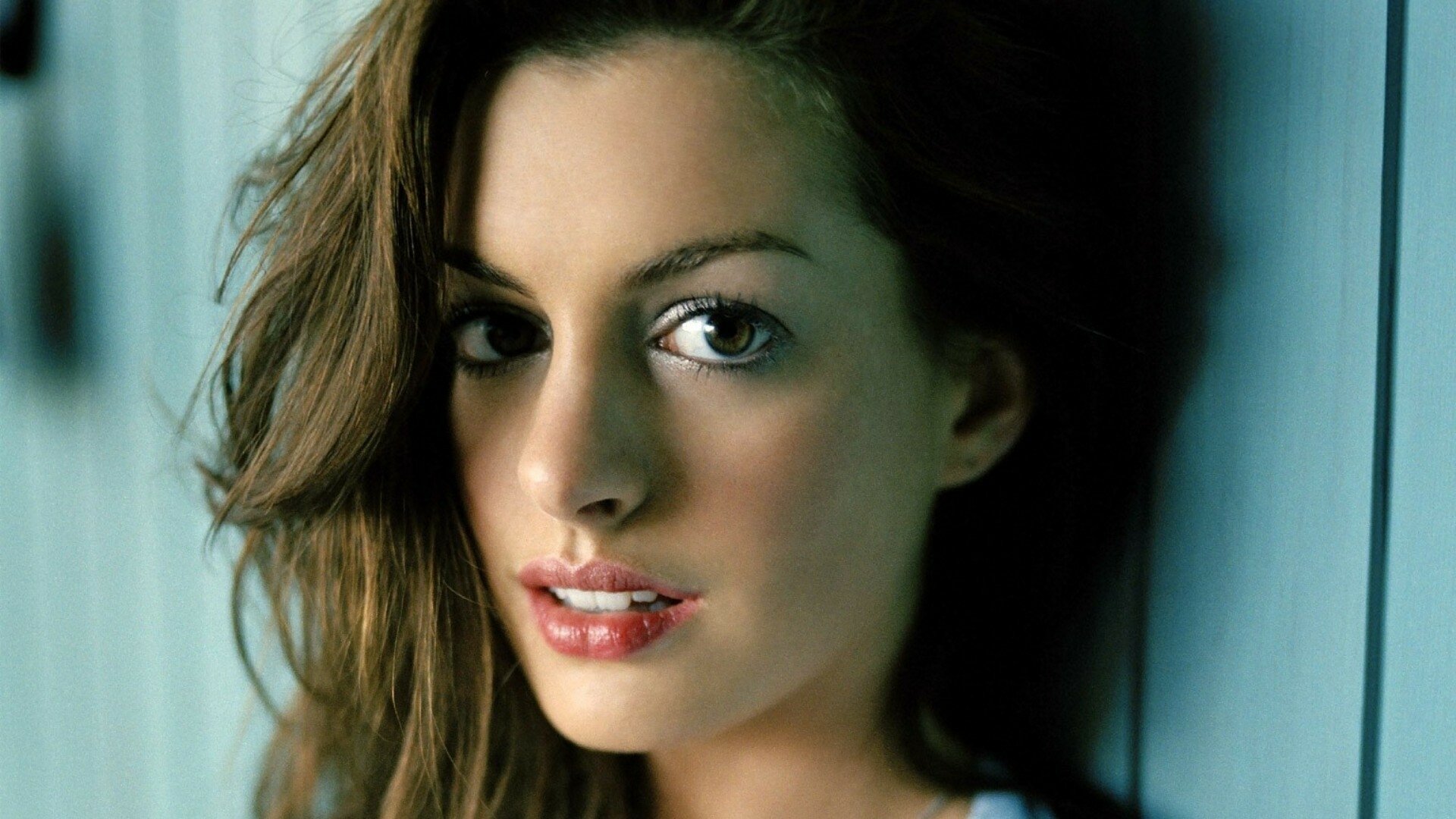 Anne Hathaway Full HD Wallpaper And Background Image X ID