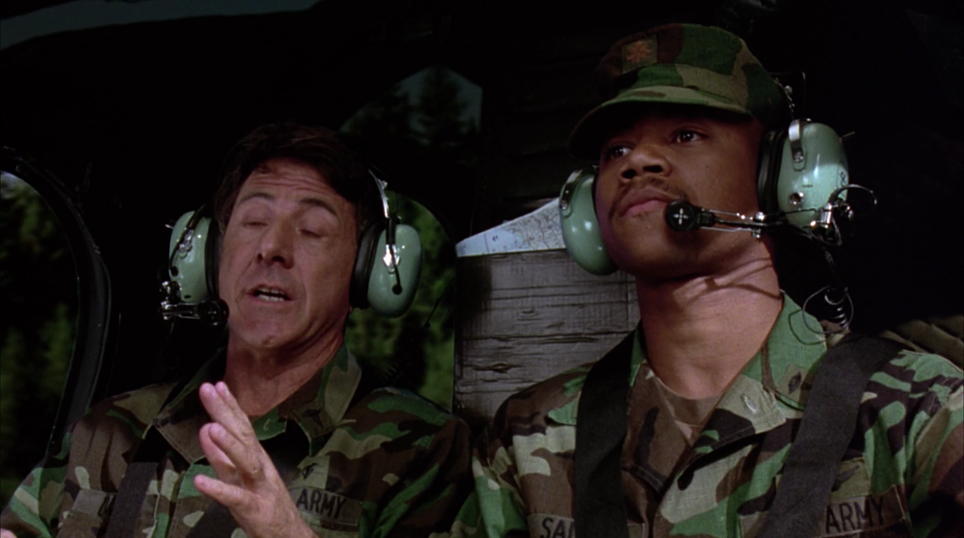 Download Cuba Gooding Jr. Dustin Hoffman Movie Outbreak Wallpaper